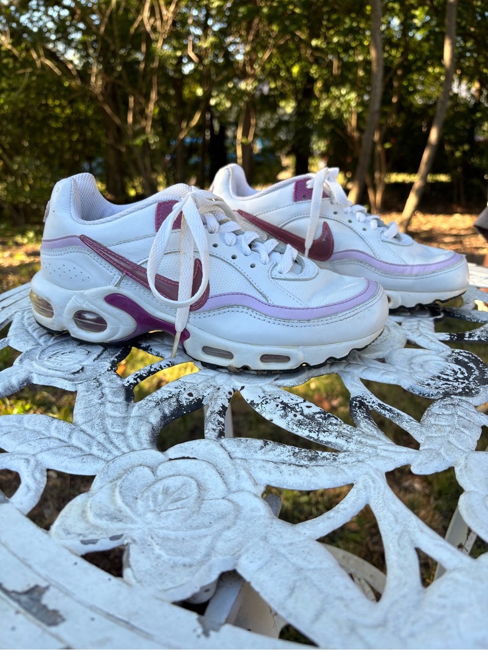Vintage Nike Air Max Plus Tuned (2004) White Violet Mauve Chunky Sneakers